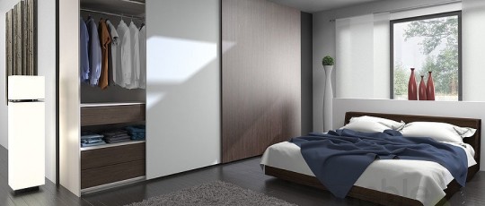 Шкаф со раздвижными дверями в спальне